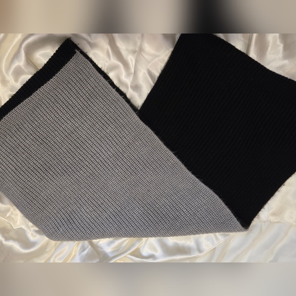 Kate Spade Eternity Knit Scarf - Picture 5 of 8